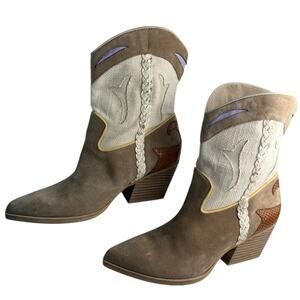 DOLCE VITA Women's 8 Beige Loral Toe Stacked Heel Leather Western Boot-Imperfect